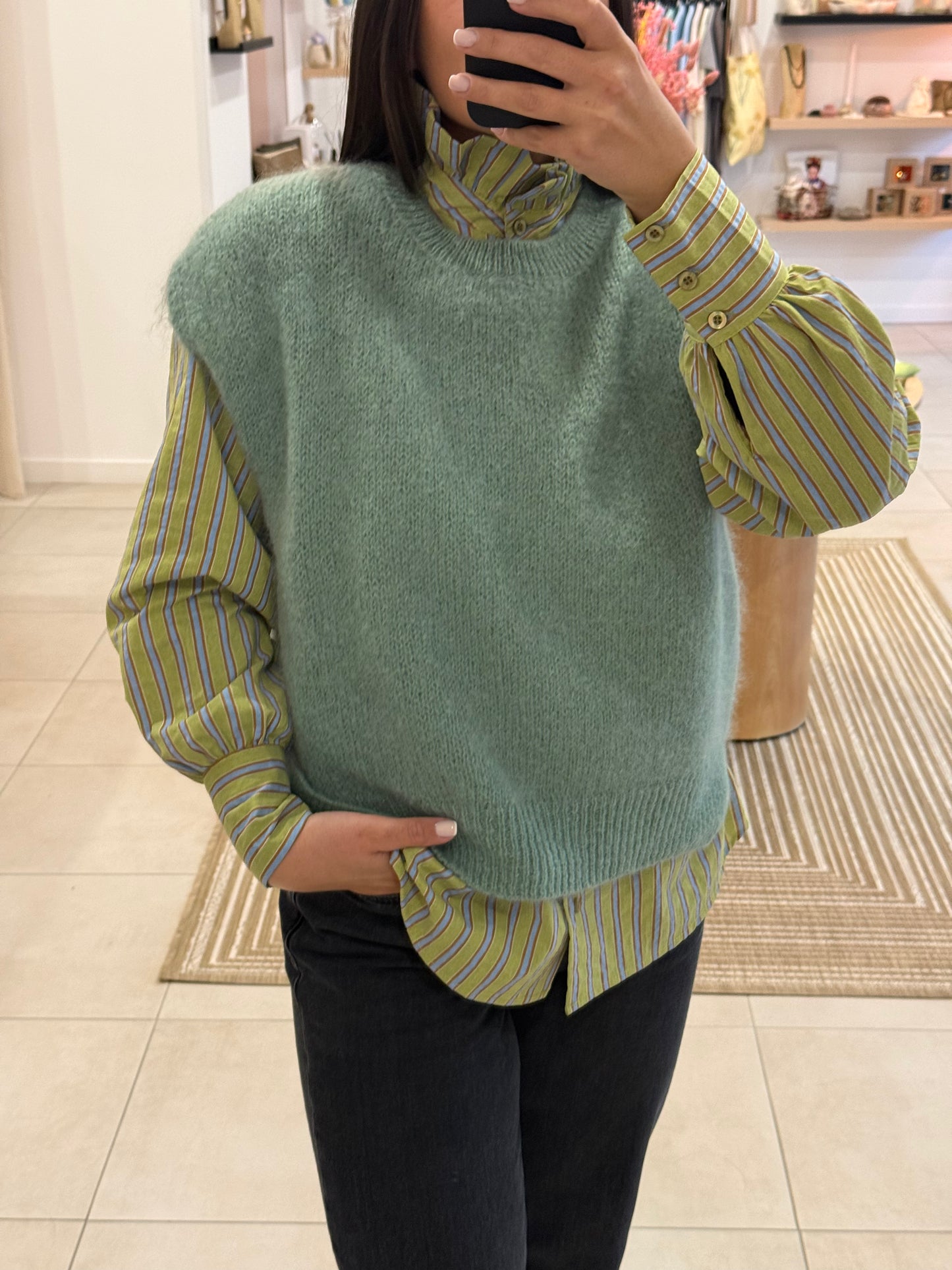 PULL SANS MANCHES GLORIA