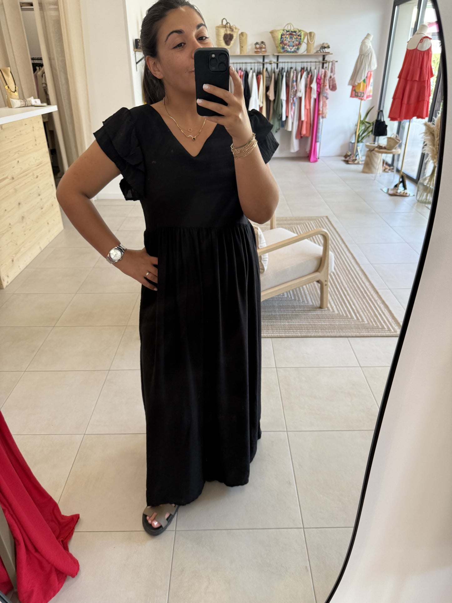 Robe Laora