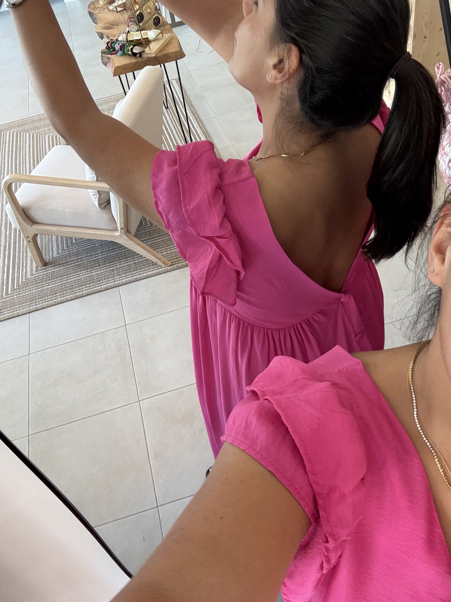Robe Laora