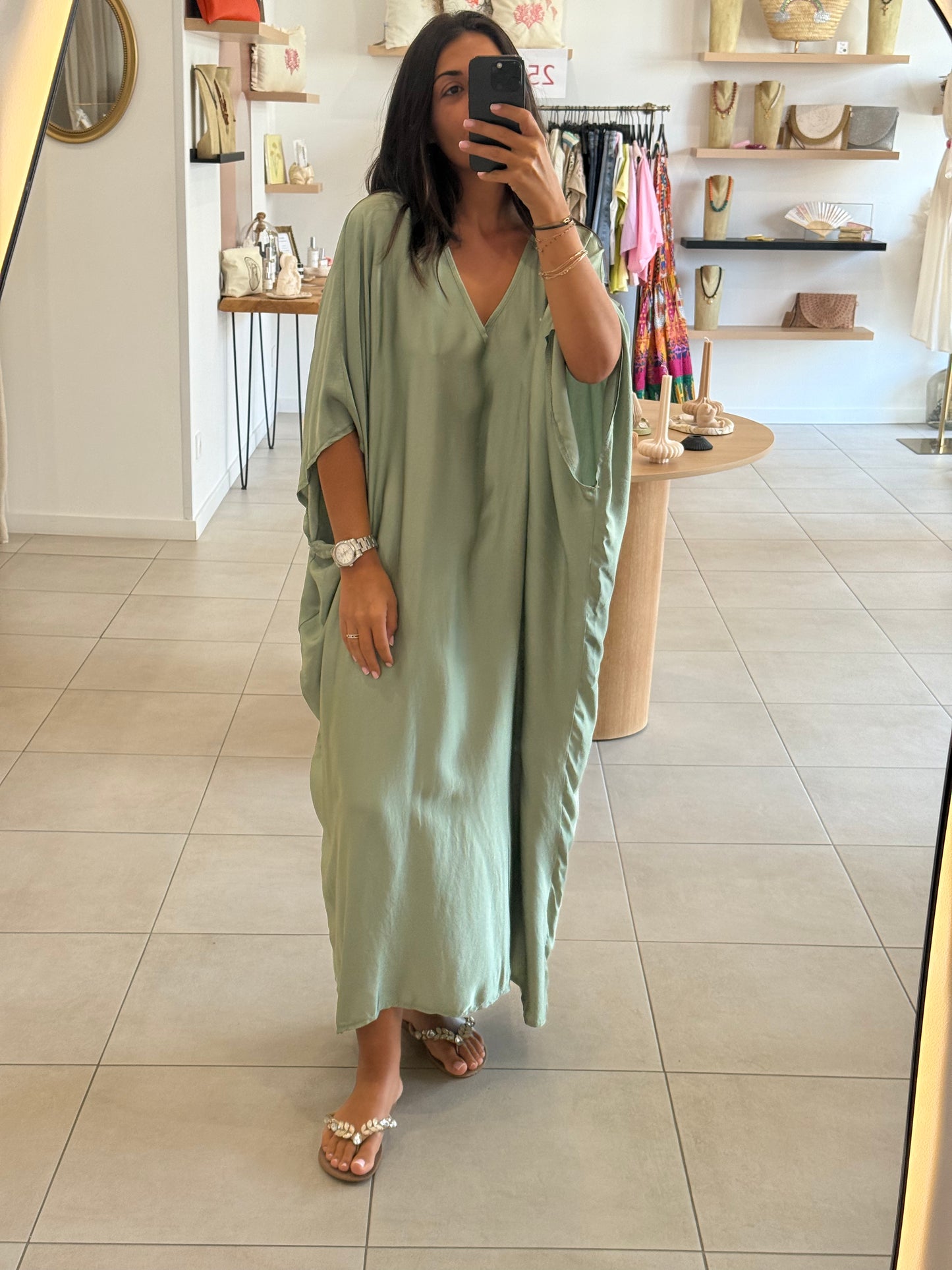 ROBE LIA
