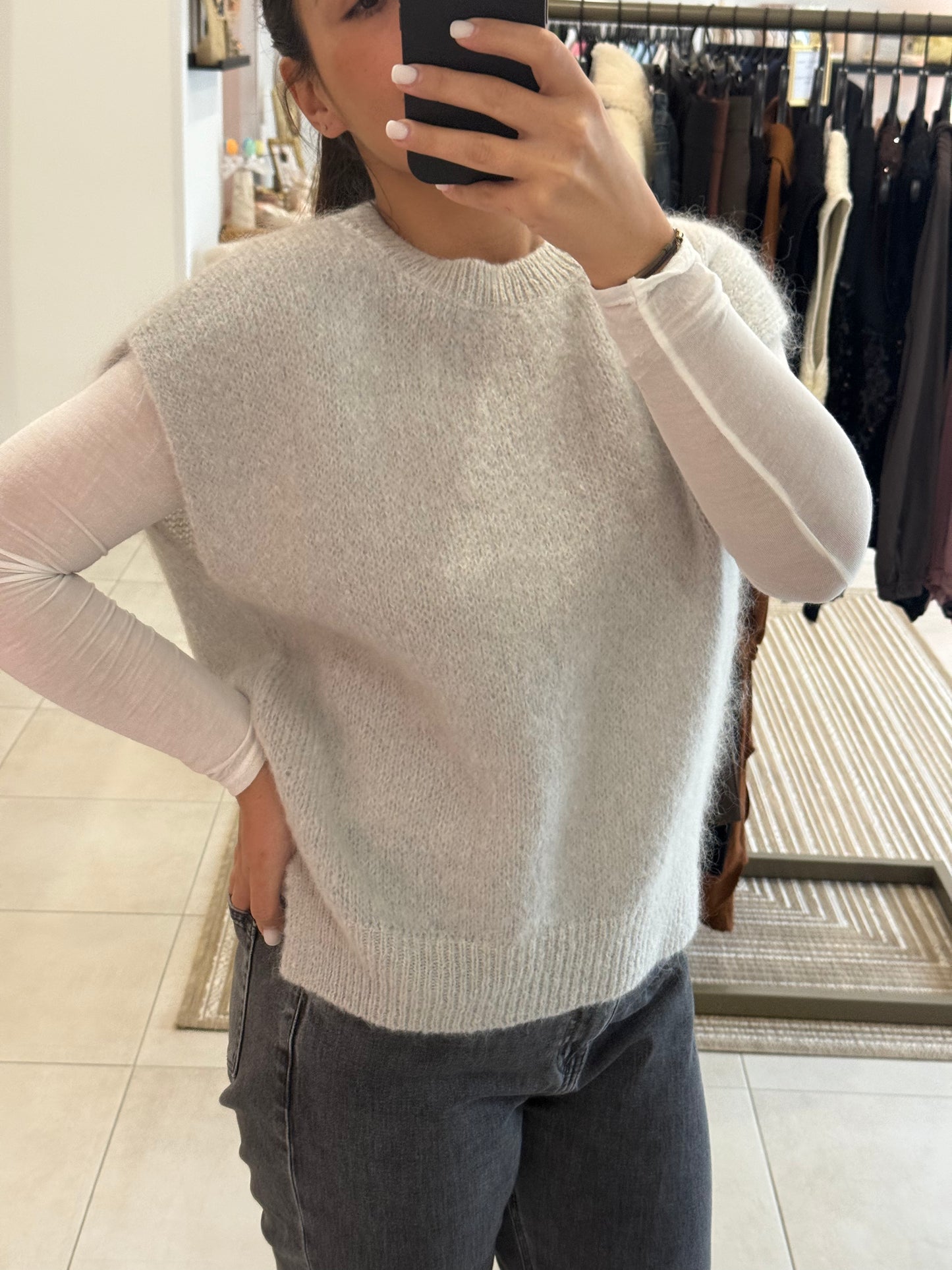 PULL SANS MANCHES GLORIA
