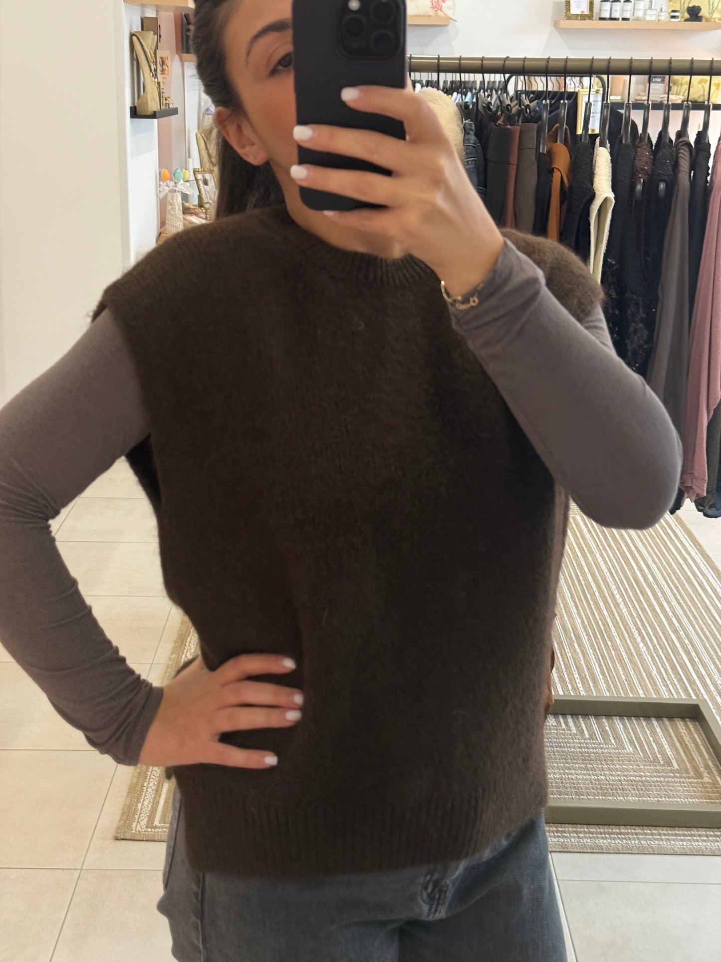 PULL SANS MANCHES GLORIA