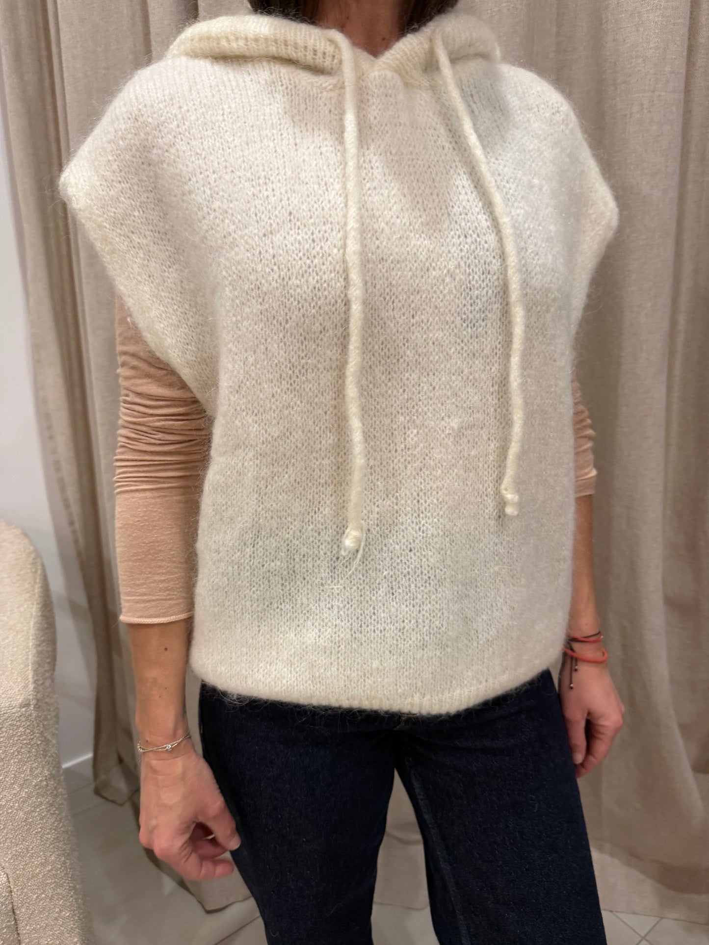 PULL ROSE