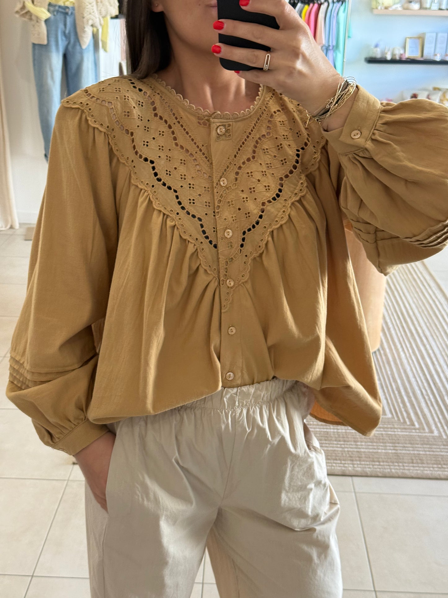 BLOUSE LINE