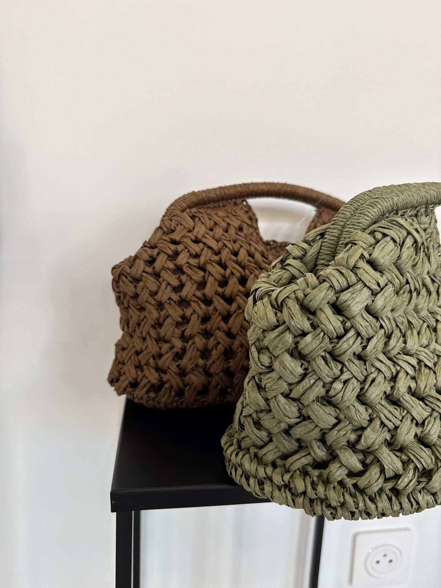 POCHETTES EN RAPHIA