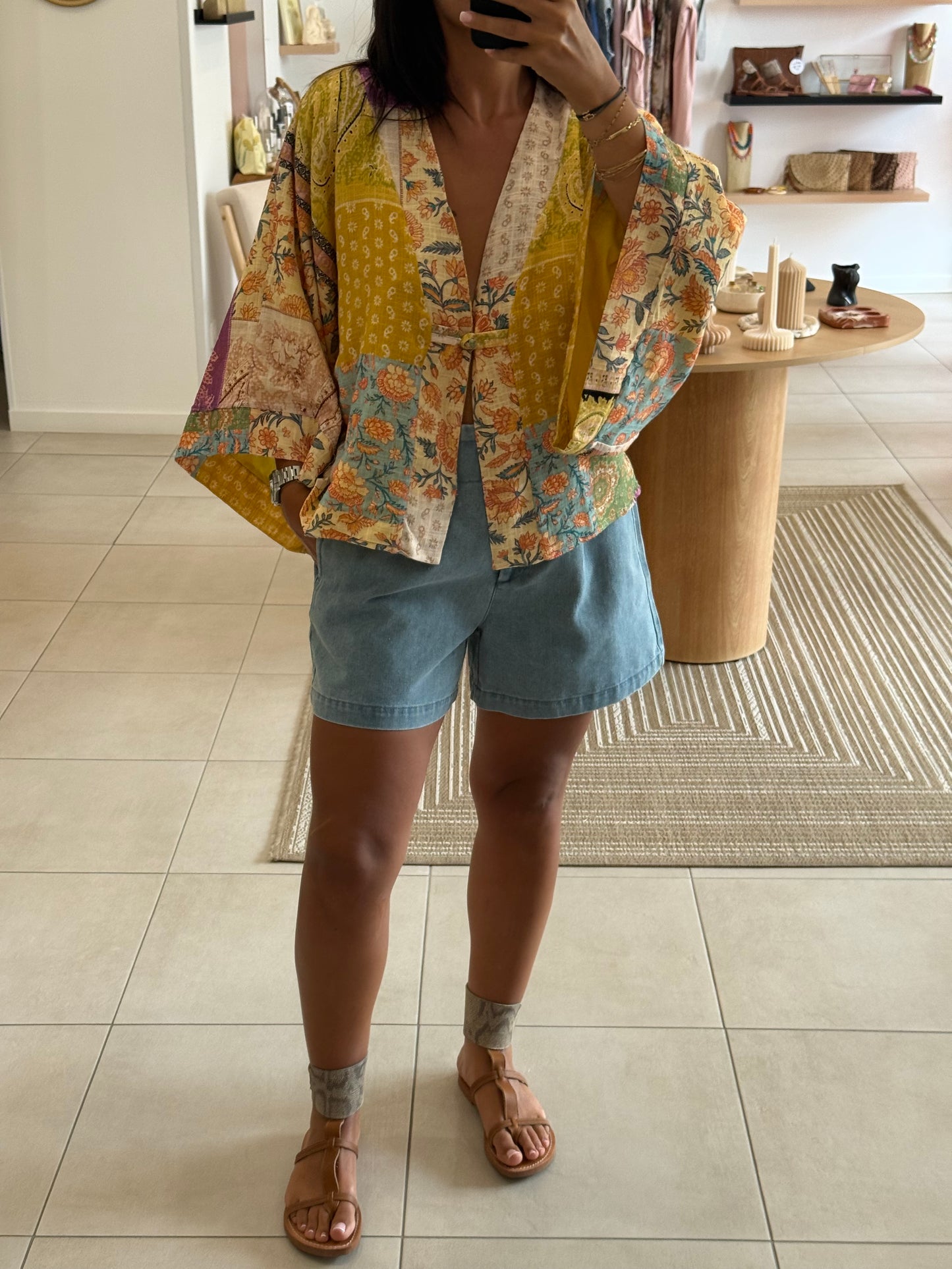KIMONO